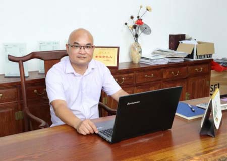 某某滅火器廠(chǎng)家